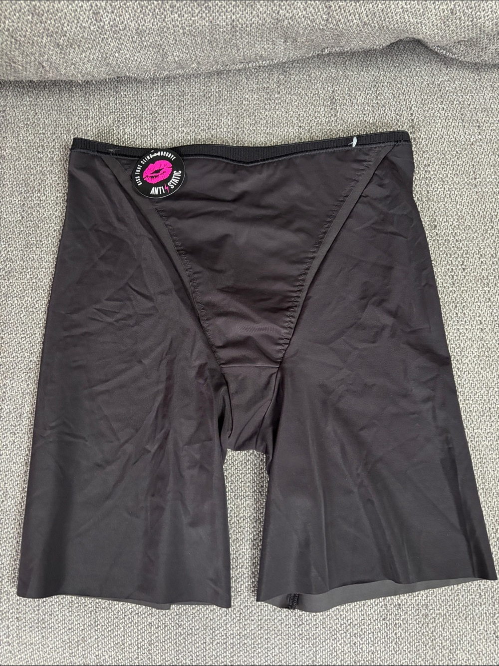 Maidenform medium Mid-Thigh Compression shapewear undergarments